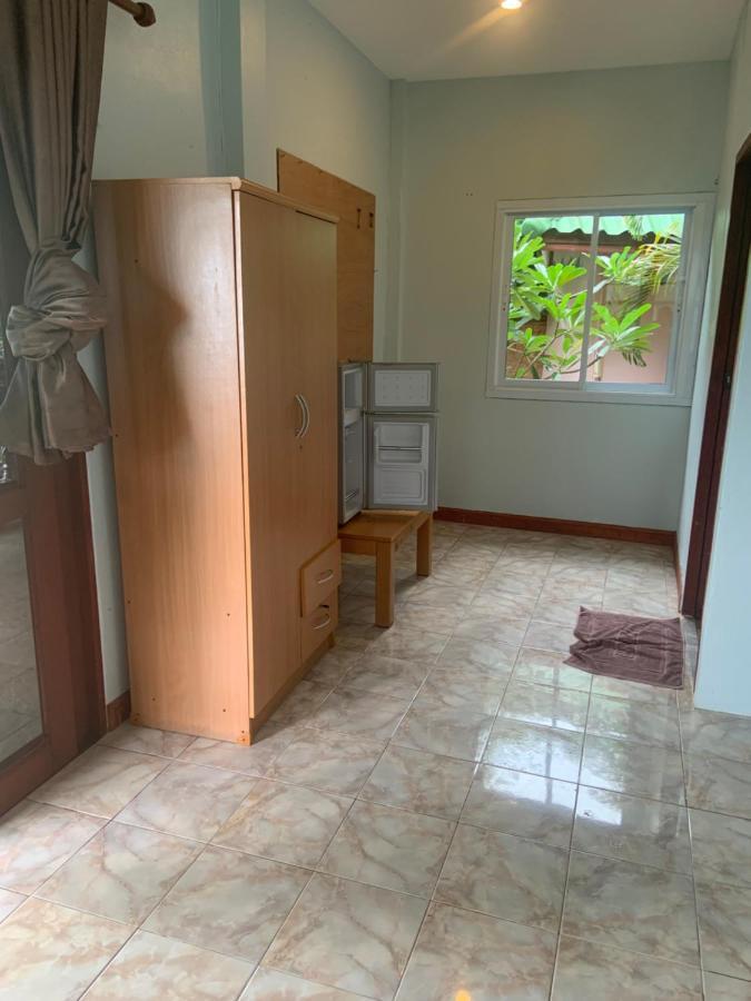 Lucky Resort Haad Yao Buitenkant foto