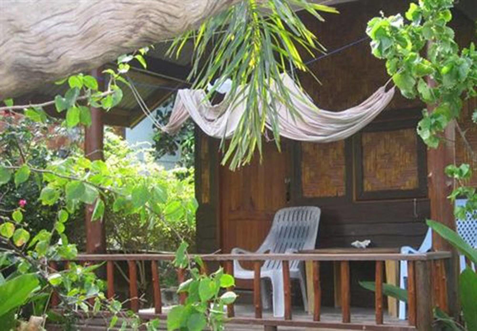 Lucky Resort Haad Yao Buitenkant foto