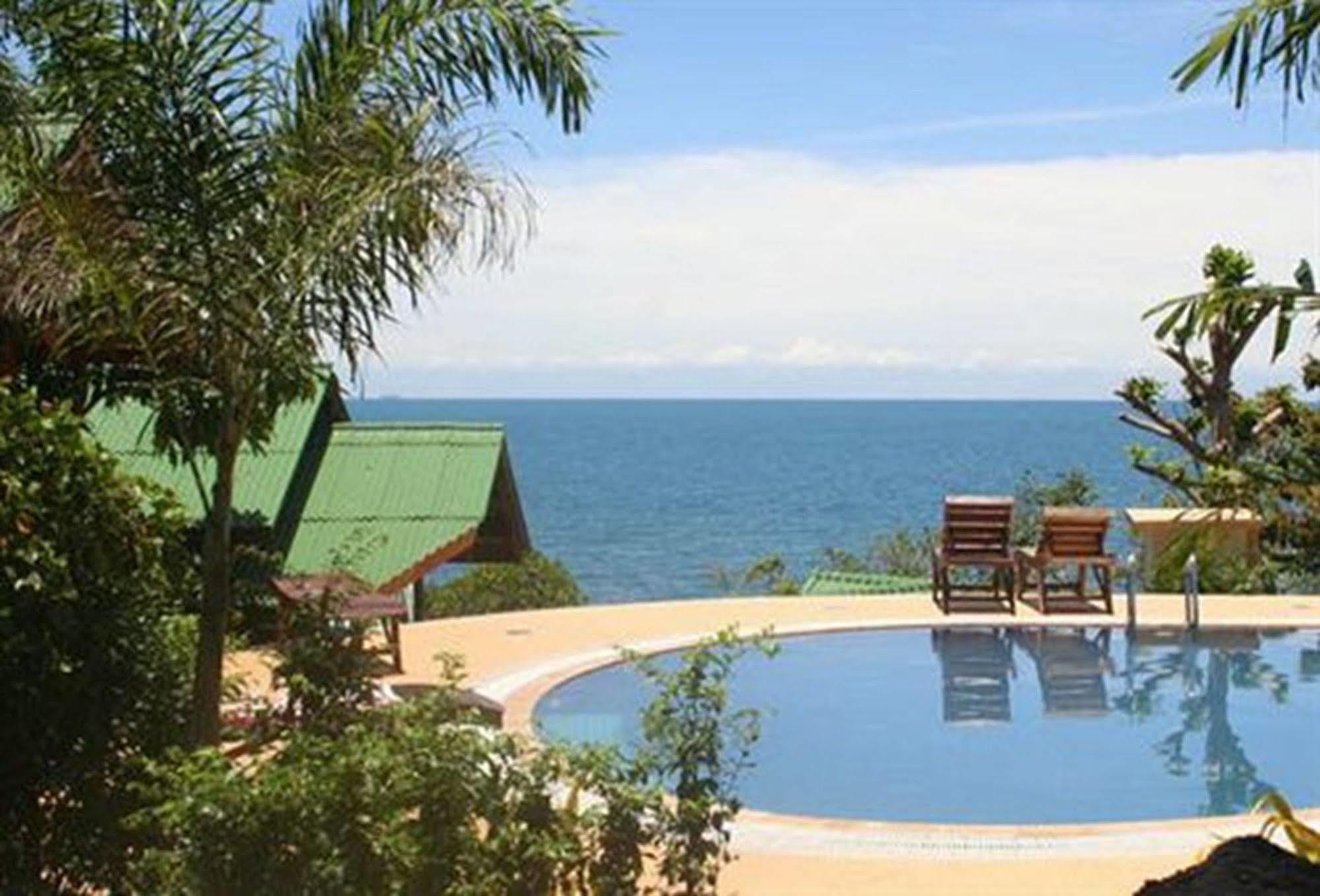 Lucky Resort Haad Yao Buitenkant foto