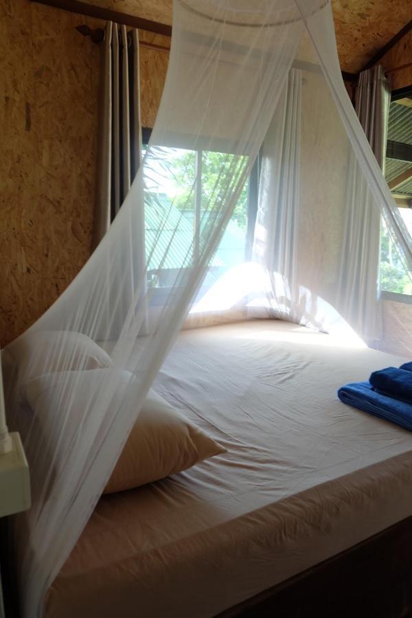Lucky Resort Haad Yao Buitenkant foto